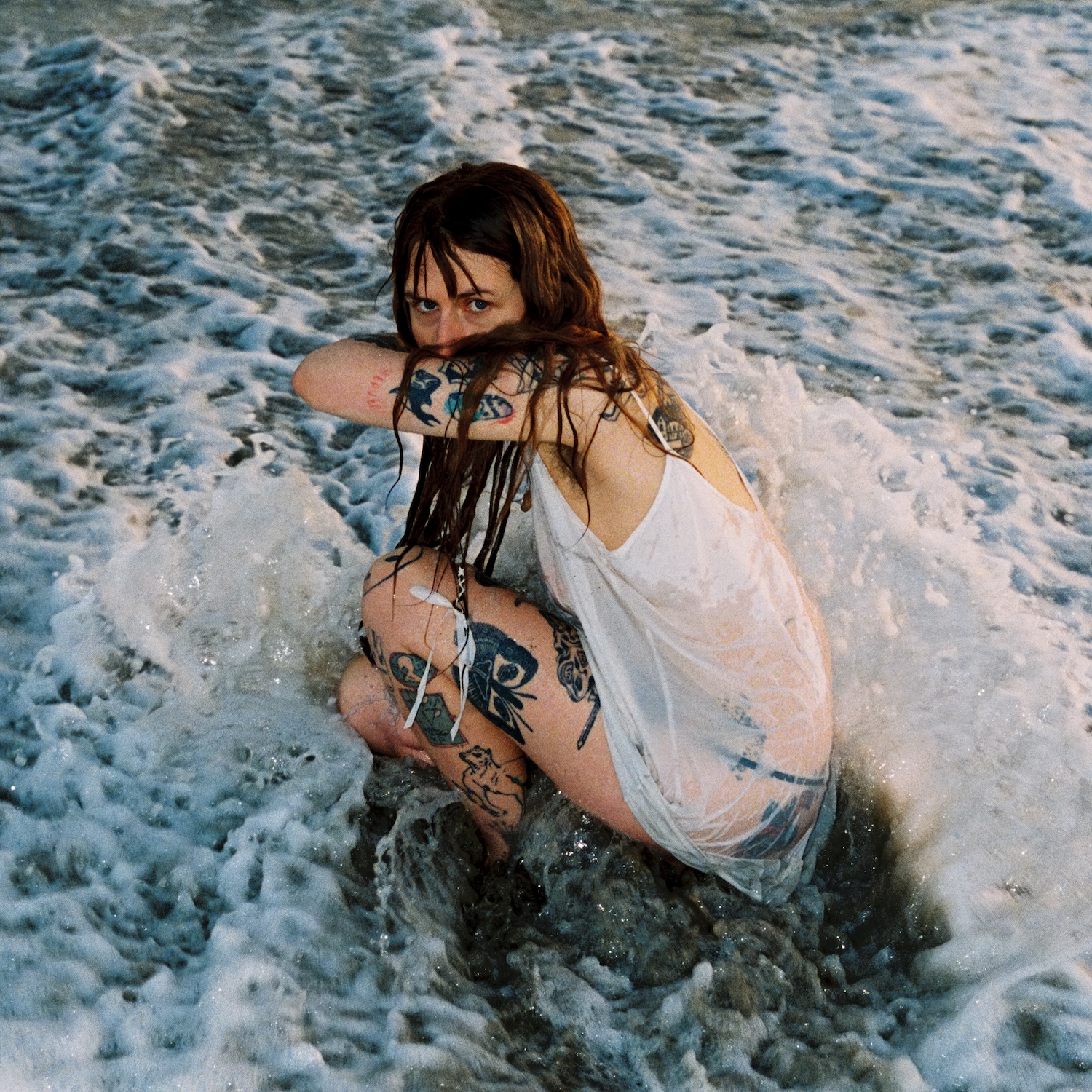 UN BOOKING PRESENTS LALA LALA